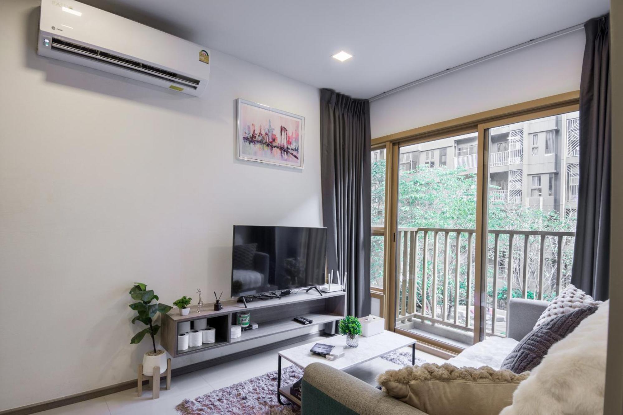 Brissluxe At Bts Onnut Sukumvit 50 Apartment Bangkok Bagian luar foto